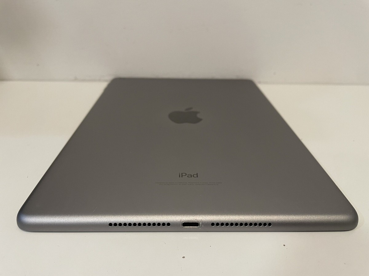 Apple iPad 5th Gen 32GB, Wi-Fi, 9.7 inch Tablet - Space Gray