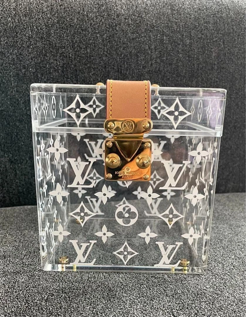 Louis Vuitton Box Scott Bag