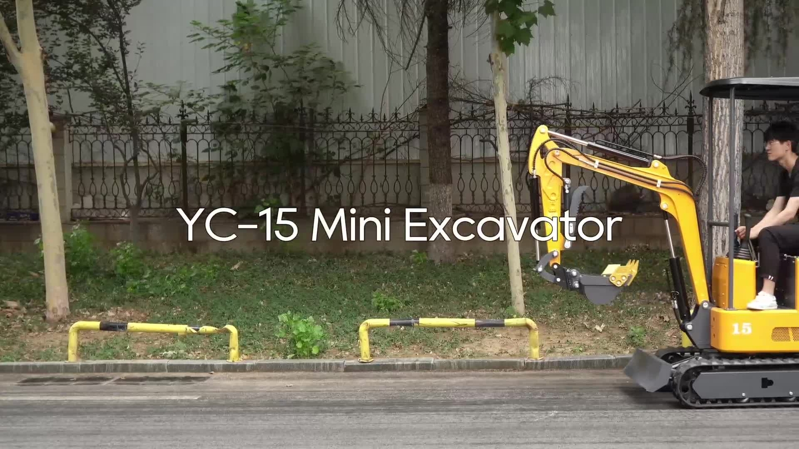 Mini Excavator 1 Ton 1.2~1.5 Ton Digger 15hp Gas Tracked Crawler B&S ...