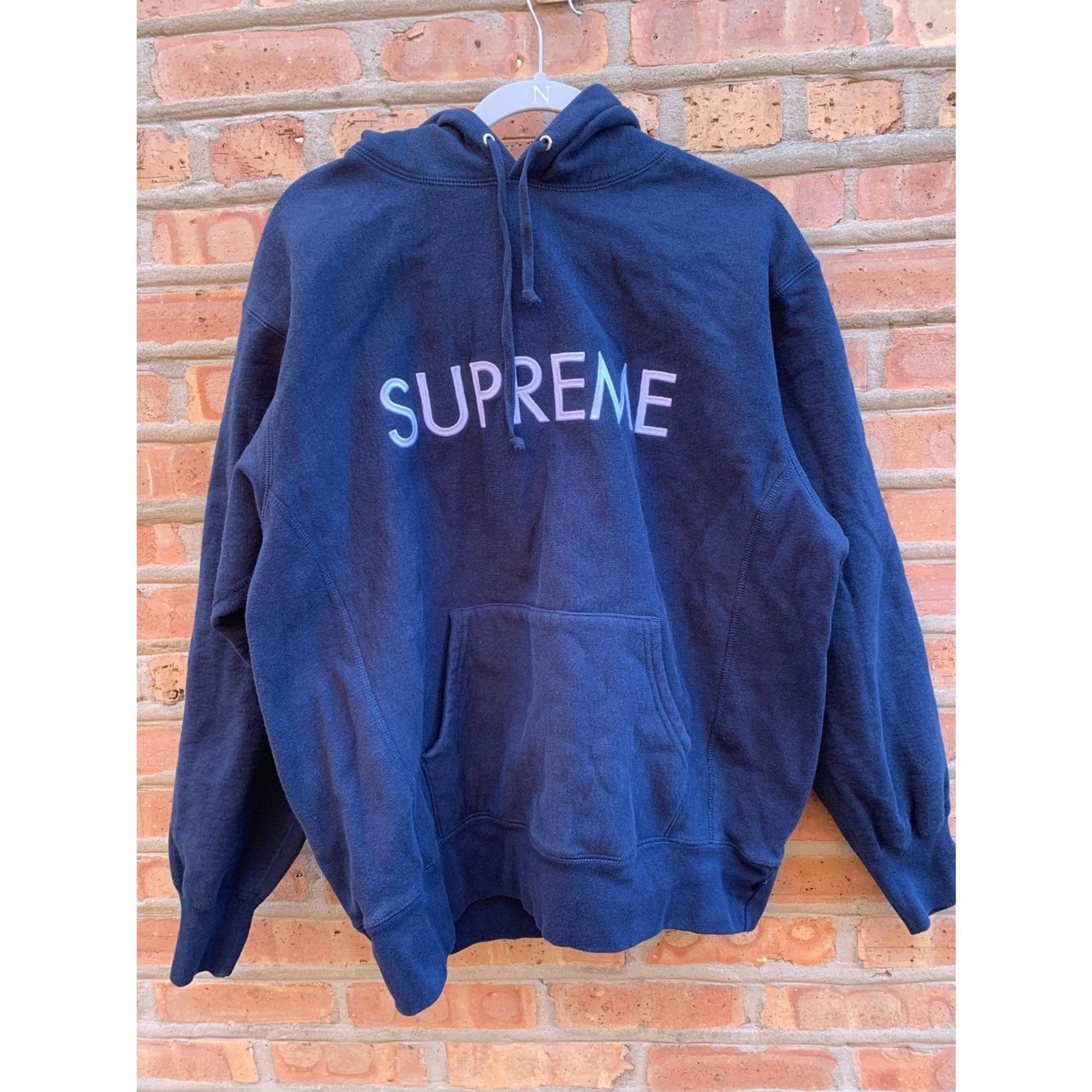 Sweat à capuche moyen bleu marine suprême évasé