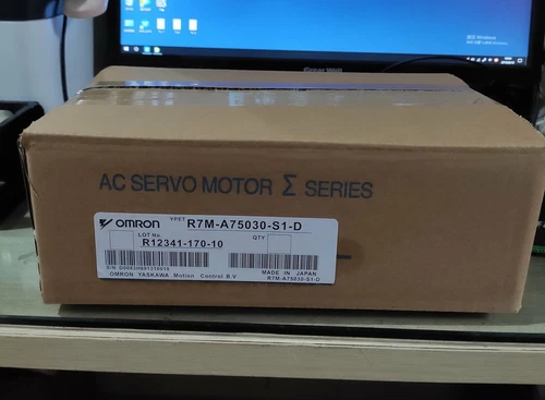 1 Stück Omron R7M-A75030-S1-D Servomotor R7MA75030S1D Expressversand Neu - Bild 1 von 4