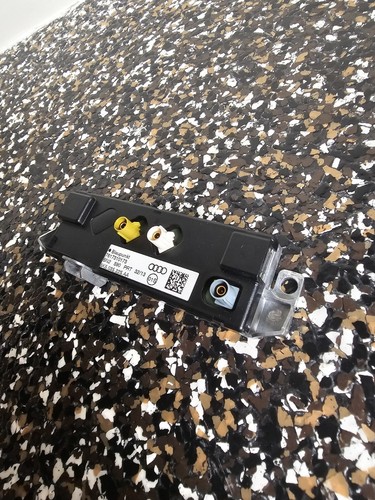 09-17 AUDI A4 A5 S4 S5 RADIO AERIAL ANTENNA AMPLIFIER BOOSTER MODULE 8K5035225AA