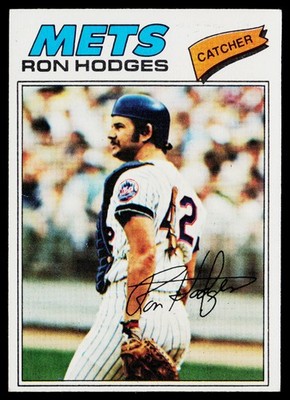 1977 Topps SET-BREAK #329 Ron Hodges EX or Better, (HUCK'S)
