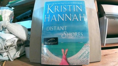Distant Shores - hardcover Hannah, Kristin