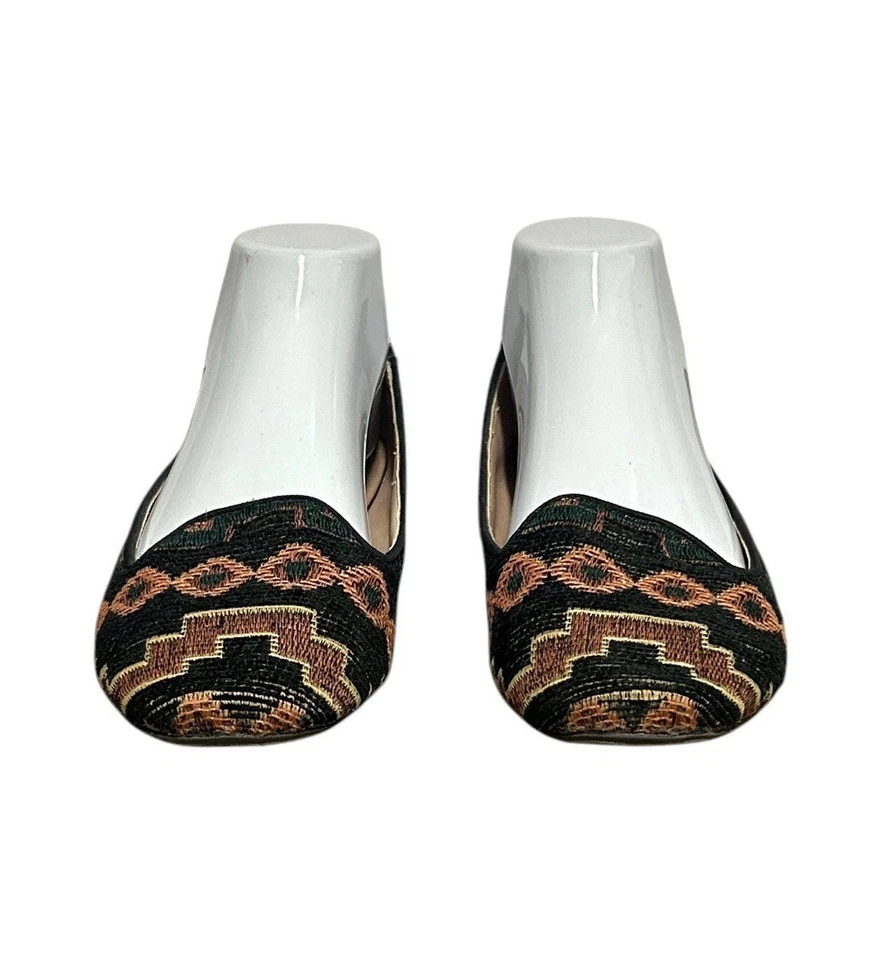 Zapatos planos para mujer Betsey Johnson Bestie textil suroeste sin cordones talla 8 Foto 2 de 4