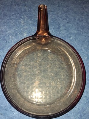 Vision Corning Amber Skillet 7'' Frying Pan Waffle Bottom In Mint Condition!