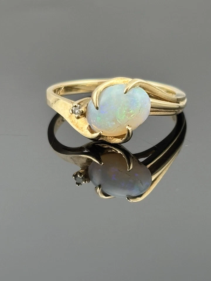ATEMBERAUBENDER 10k Gelbgold East West Set Opal Ring mit Diamant Akzent Gr. 6 Bio