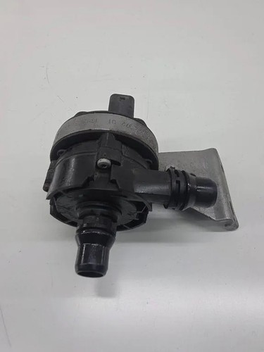 BMW 3 G20, G80, G28 M3 Competition Zirkulationswassermotor 9147359 34595184