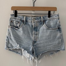 LEVI S light wash distressed denim jean cutoff shorts size 29