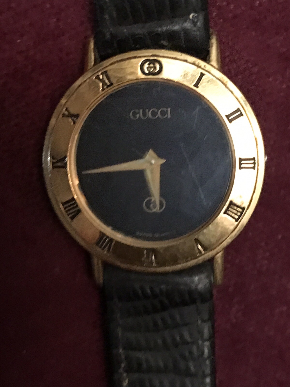 genuine Gucci watch needs work - image 3