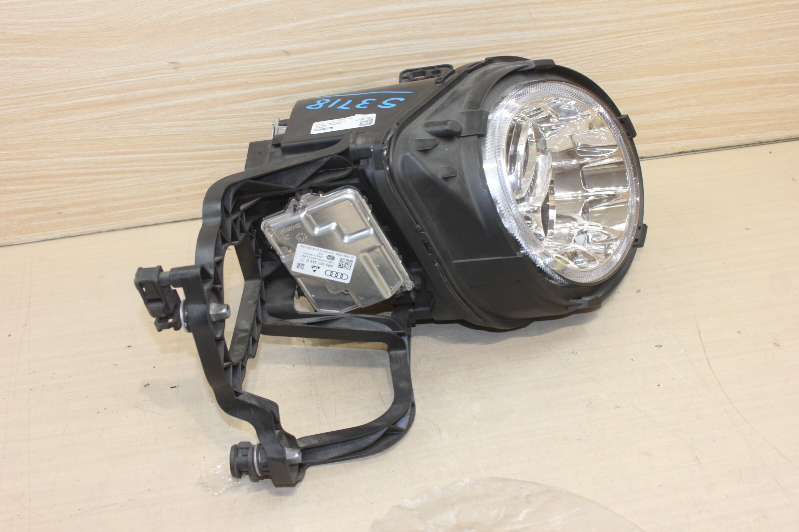 17-20 BENTLEY BENTAYGA HID AFS LED ADAPTIVE LIGHT HEADLIGHT ASSEMBLY OEM RIGHT
