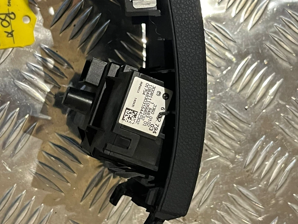 Tapicería deportiva BMW Serie 1 M con interruptor de faro con panel 51166969555 6032794 Foto 2 de 4