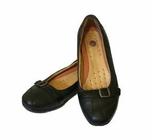clarks unstructured flats