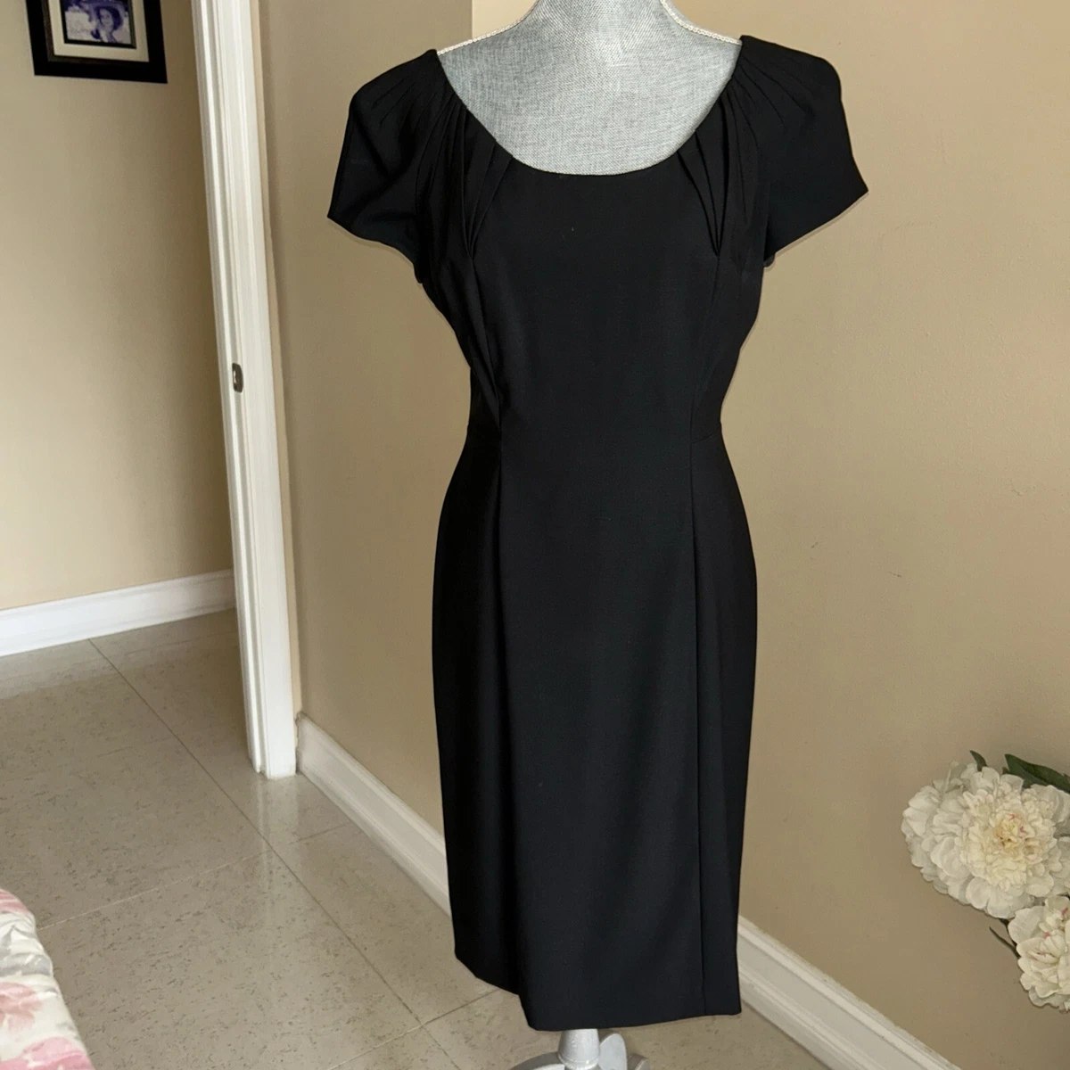 Giorgio Armani Black Dresses for Women for sale | eBay Giorgio Armani Black Dresses for Women for sale | eBay