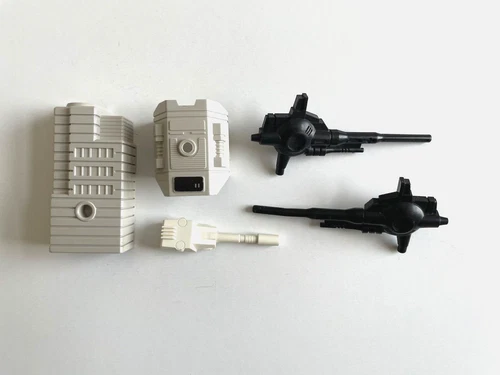 Vintage G1 Transformers Metroplex Parts Lot - 1986
