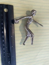 VINTAGE WOMEN'S BOWLING TROPHY TOP SCULPTURE STATUE FIGURINE - BROKEN
