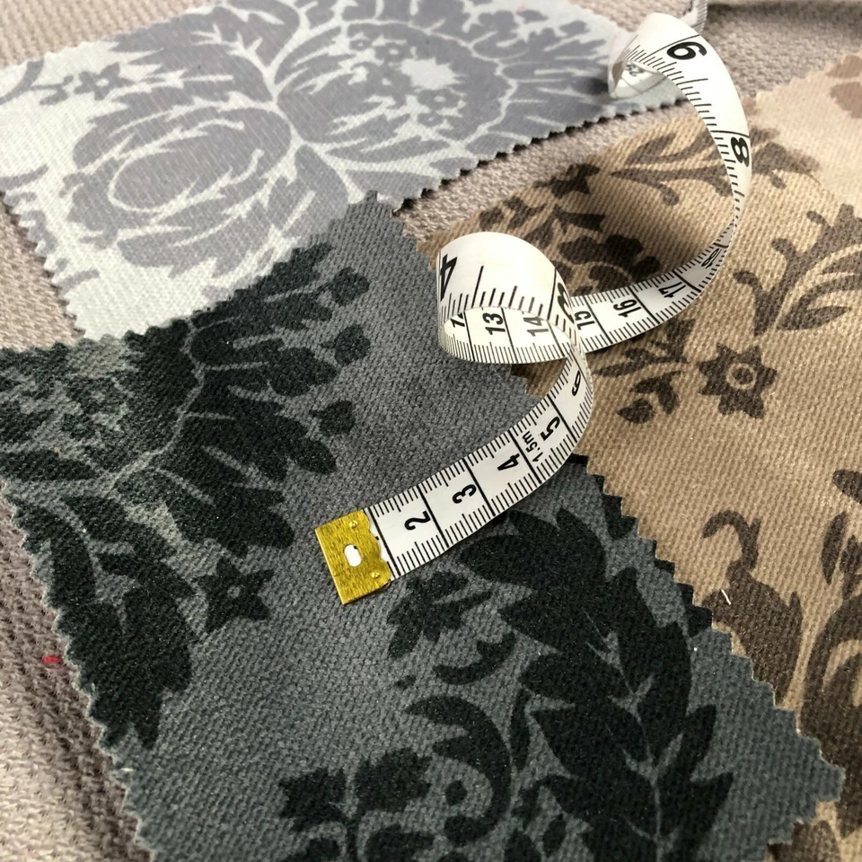 Sumptuous Velour Damask Fabric For Upholstery & Curtains Quality Fabric Per M - Image 2 of 2