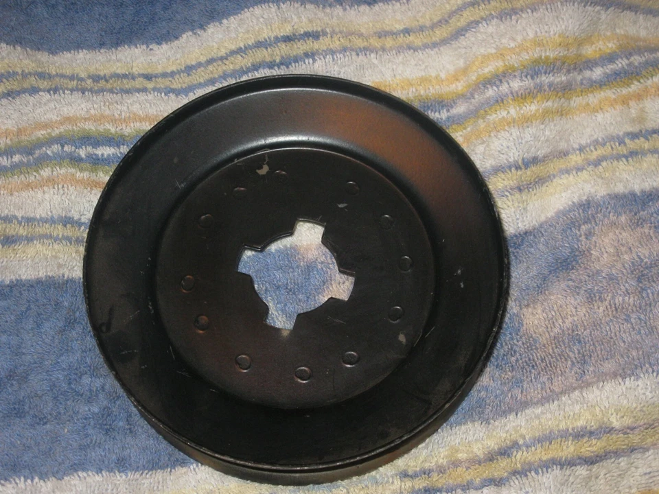 X85 LAWN BOY GILSON POLEA 741 - 692 741692 Foto 2 de 4