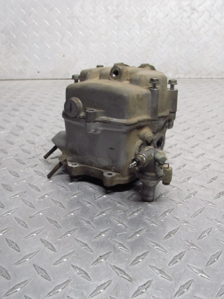 Honda Ch125 Ch 125 Elite 1984 84 culata y cubierta del motor Foto 2 de 4