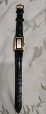 Gucci 2600 M Watch Quartz 19.1mm Women's White Dial Swiss Made Rectangle