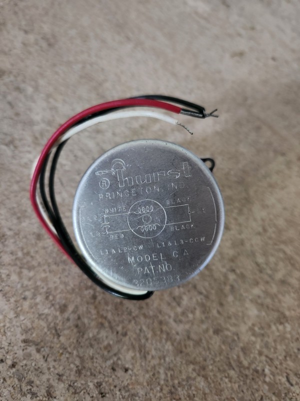 Hurst Model CA 115 V permanent magnet AC synchronous motor 5 RPM 60 CY