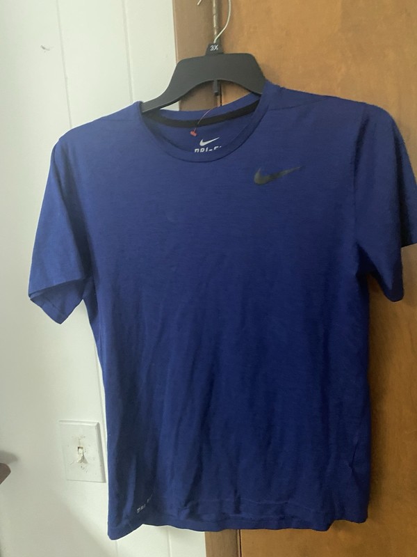 Nike Dri-FIT Men's Medium Blue Moisture Wicking Crew Neck Logo Short Sleeve Tee