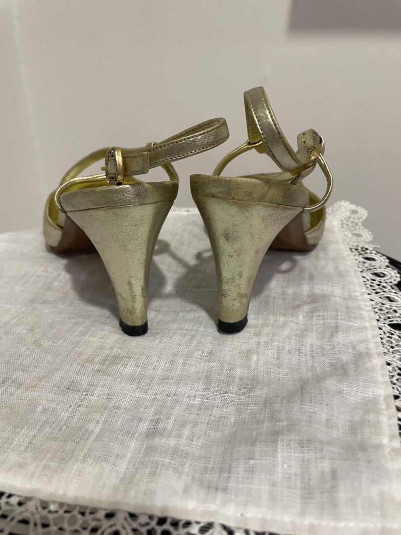 Chanel Back Strap Pumps Shoes Pink Suede Gold Size 35 US About5 For Women thumbnail 19