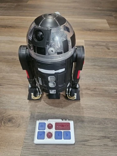Star Wars Galaxys Edge Droid Depot R2 Unit w/ Remote