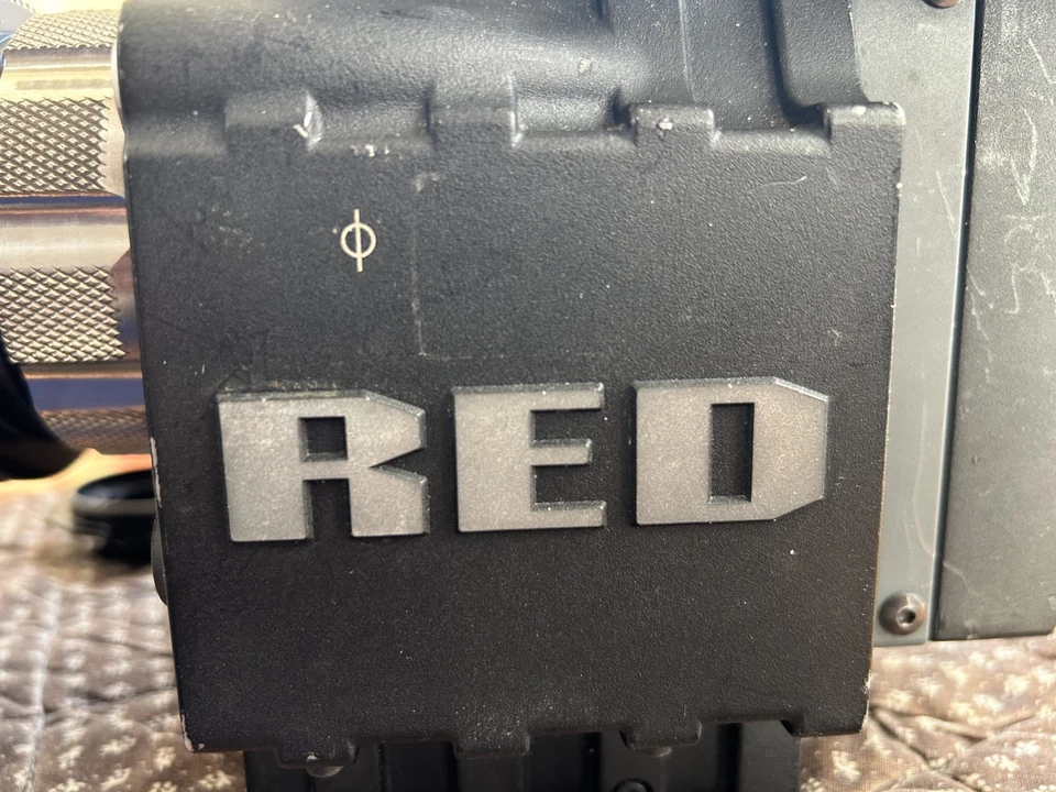 red scarlet-x camera PL w/ Zeiss CP.2 50mm Lens and Modded Helios 44-2 - Image 3 of 4