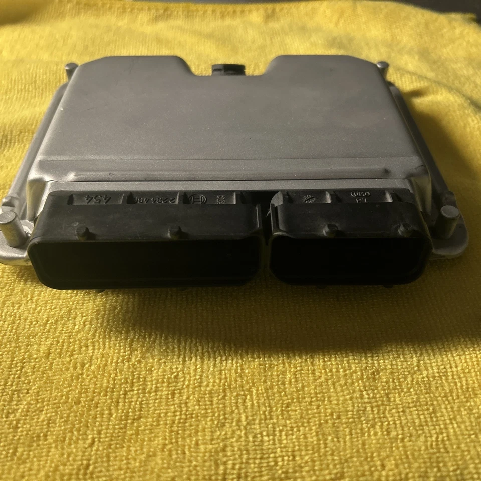 Unidade de controle de motor programada 2001 Volkswagen Beetle 2.0L 06A906032BS - Imagem 4 de 4