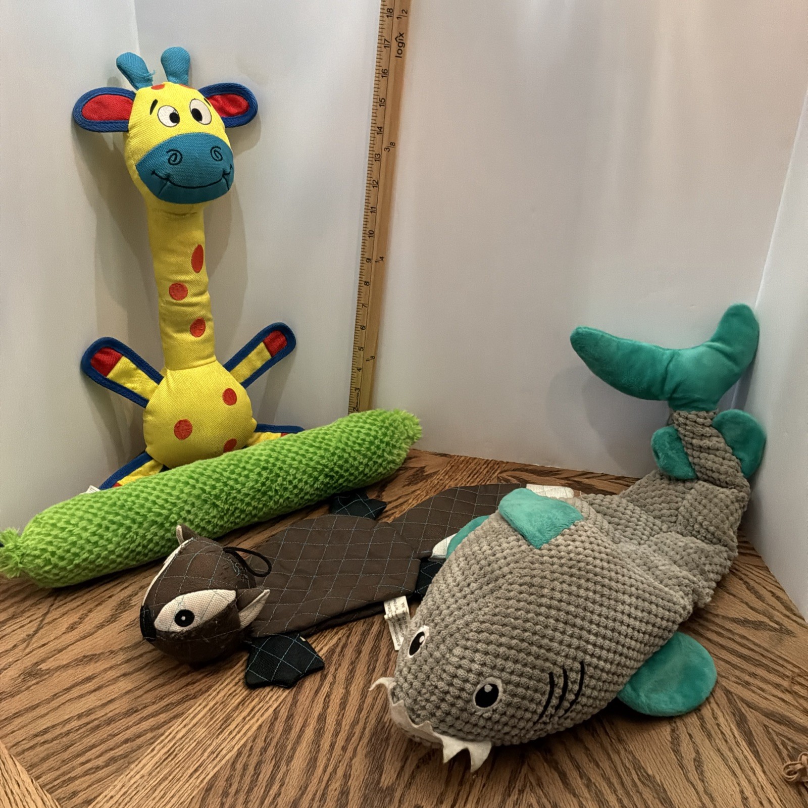 Paws & Claws Giant Squeaky Shark Tug Of War Giraffe Beaver Crinkle Toy  Dog Lot