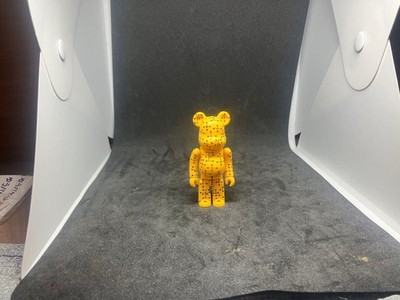 BE@RBRICK Bearbrick   Eames   Series 9 100% Figure Yellow