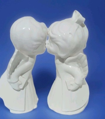 Vintage White Ceramic Girl & Boy Angels Kissing Figurines 8''