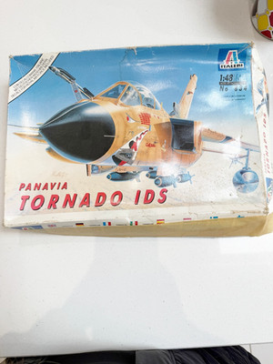 VINTAGE ITALERI PANAVIA TORNADO IDS MODEL KIT 1:48 NO 834 ROYAL AIR FORCE RAF