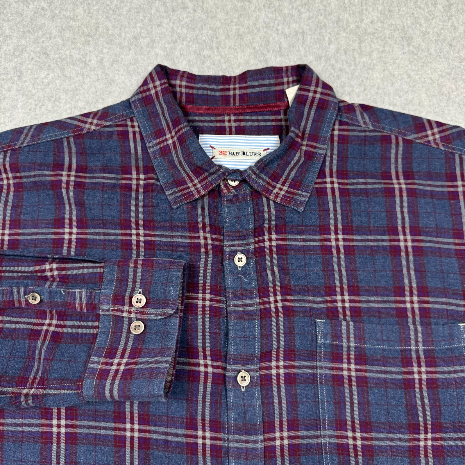 32 Bar Blues Shirt Men's XL Blue Red Plaid Long Sleeve Pocket Casual Button Up