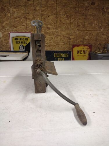Antique Rival Horse Shoe Brand American Wringer Co. Wood Crank Wringer 1924 Patd - Picture 4 of 19