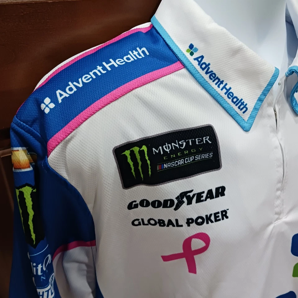 Camisa Kurt Busch Ganassi Racing Grande Advent Monster Team Emitida Pit Crew NASCAR Foto 2 de 4