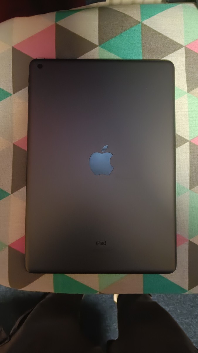 Apple iPad 8th Gen. 32GB, Wi-Fi, 10.2 in - Space Grey | eBay UK