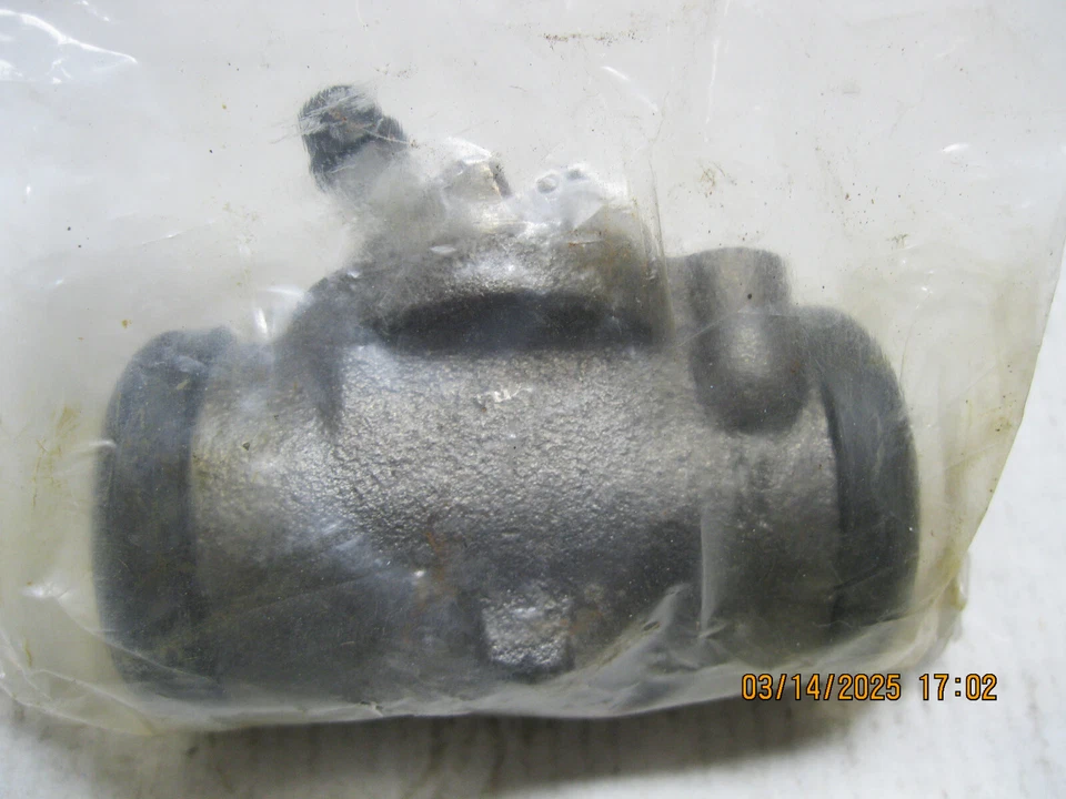 Drum Brake Wheel Cylinder-Sedan Rear Left Bendix 33857 - Imagem 3 de 4