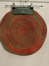 BALSAM & FIR TRADING CO PLACEMATS (6) Red Green Gold Thread 15” ROUND 100% NWT