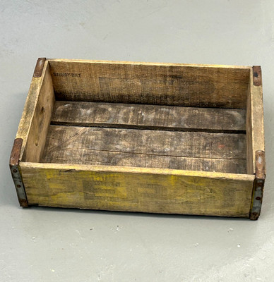 Vintage WOODEN PEPSI SODA CRATE Advertising Pallet Yellow Wood Rusty Steel 18''
