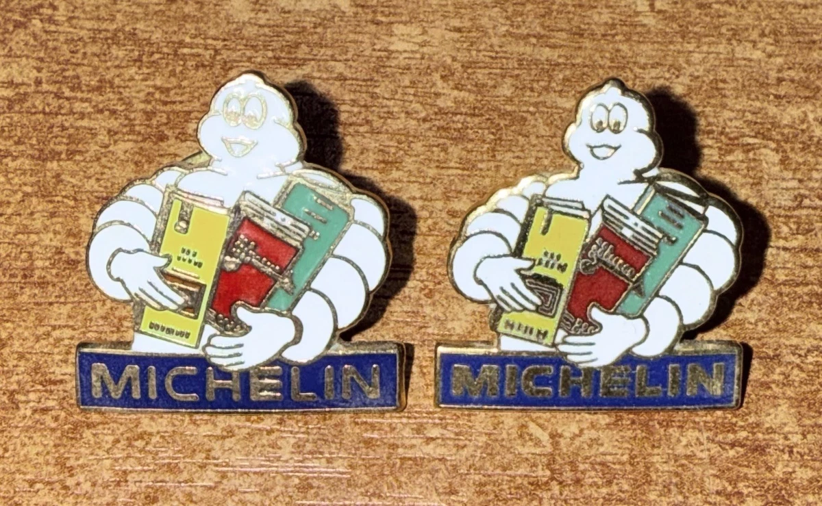Sicker Bibendum Michelin avec damier