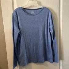 Croft & Barrow Women's Size L, Classic T, Lighter Blue Long Sleeve, EUC