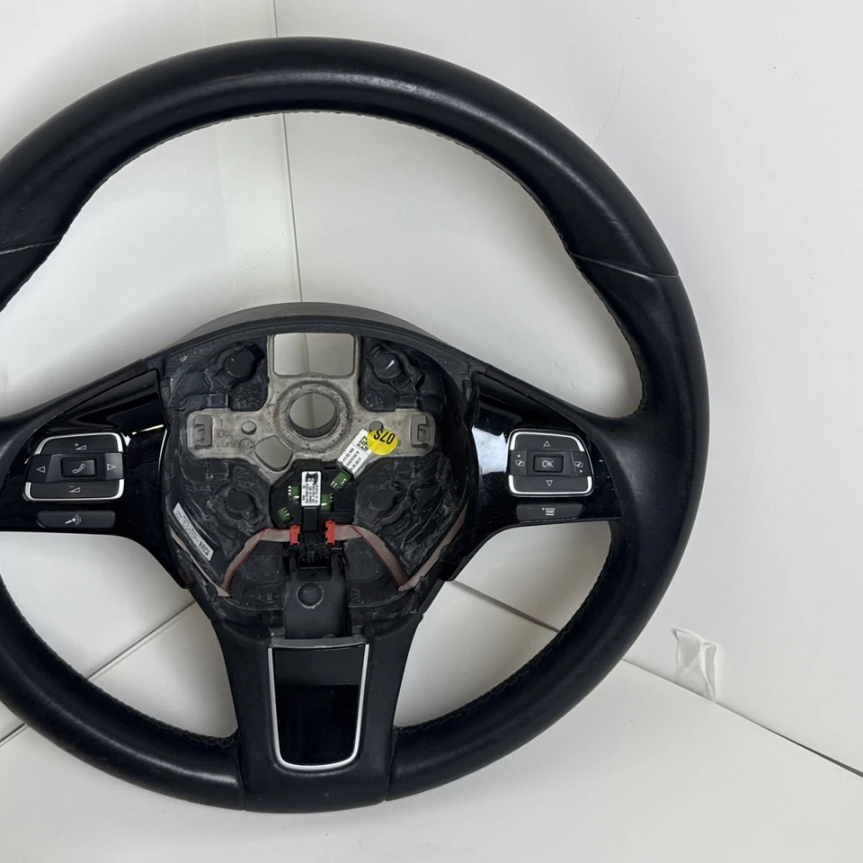 2014 VOLKSWAGEN TOUAREG STEERING WHEEL LEATHER OEM - Image 3 of 4