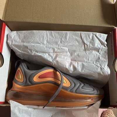 Nike Air Max 720 Gray/Orange Low Top Sneaker Unisex Kids 6Y AO3186-004