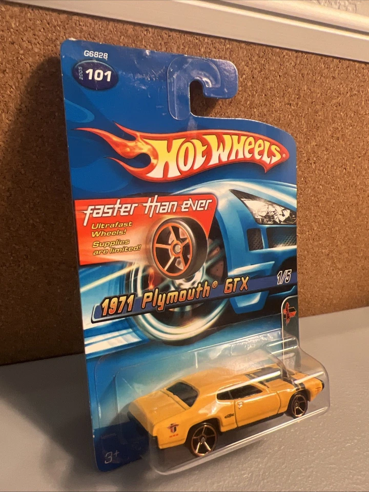 Hot Wheels 2005 más rápido que nunca 1/5 1971 Plymouth GTX #101 amarillo Foto 3 de 4