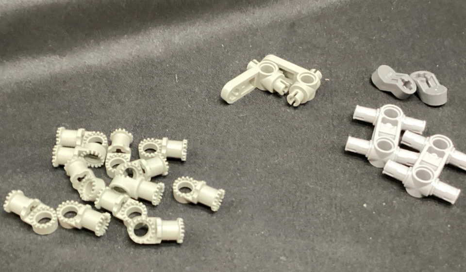 vtg Lego techni connectors 3651, 4273, 4273b, 48989, 26047,902907, 41677 Qty 29 - Image 2 of 4