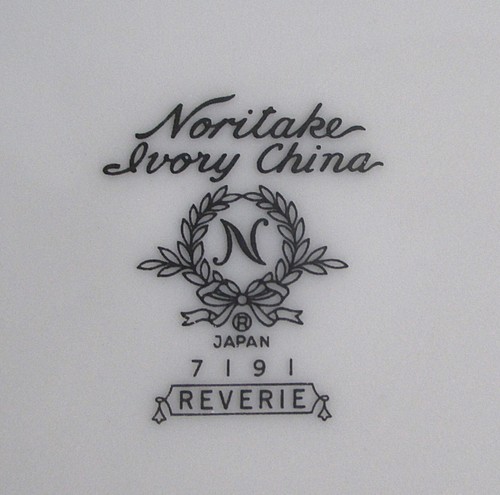 "Dos platos de postre Noritake Ivory China Reverie verde 7"" 7191" - Imagen 6 de 7