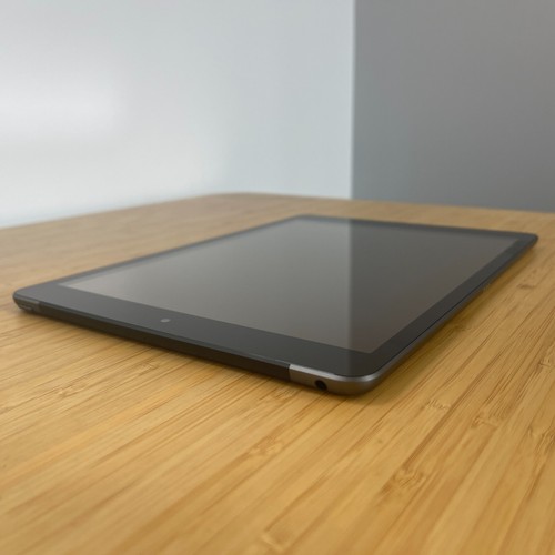 Apple iPad 9th Gen 10.2-inch | 256GB | Wi-Fi + Cellular | Space Grey + WARRANTY - Picture 4 of 7