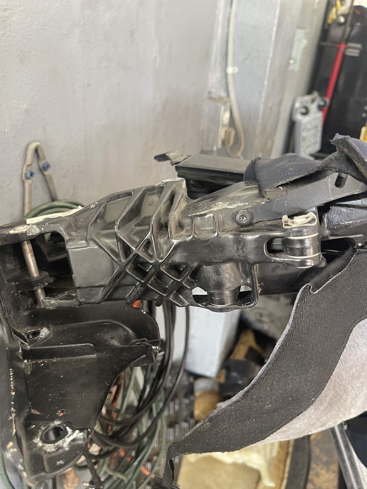 Porsche boxster 2000 Damaged Rear Window And Frame. | eBay